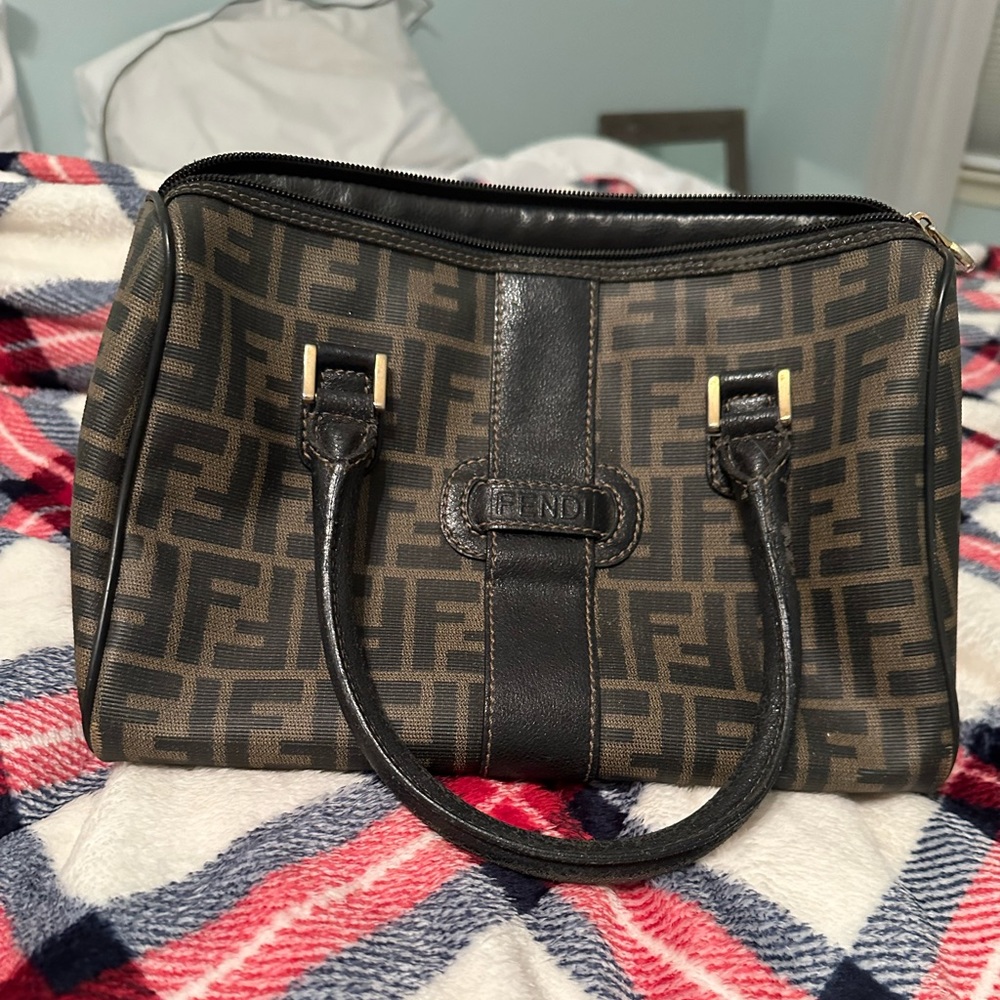 Vintage fendi bag